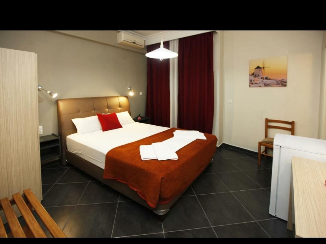 Mironi & Victoria Hotel Limenas  Kamer foto